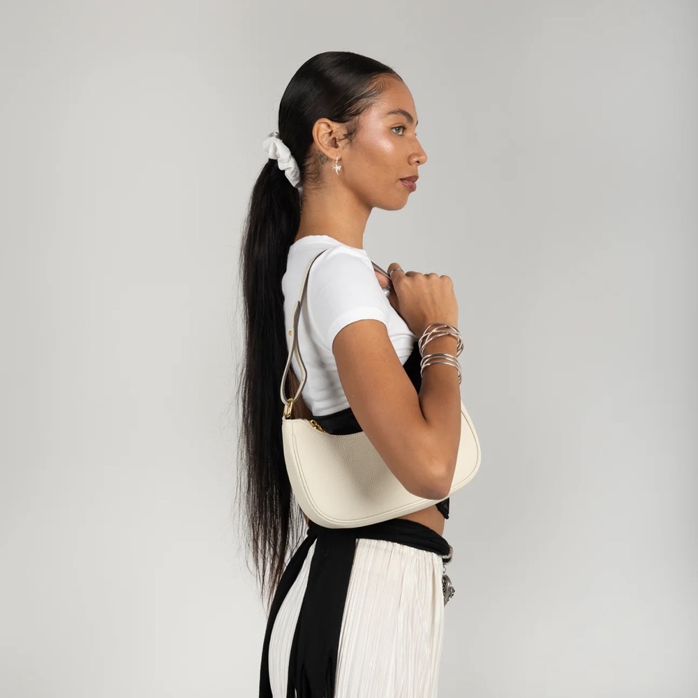 Prema Leathers Ava Crescent Bag - Picture 2 of 12